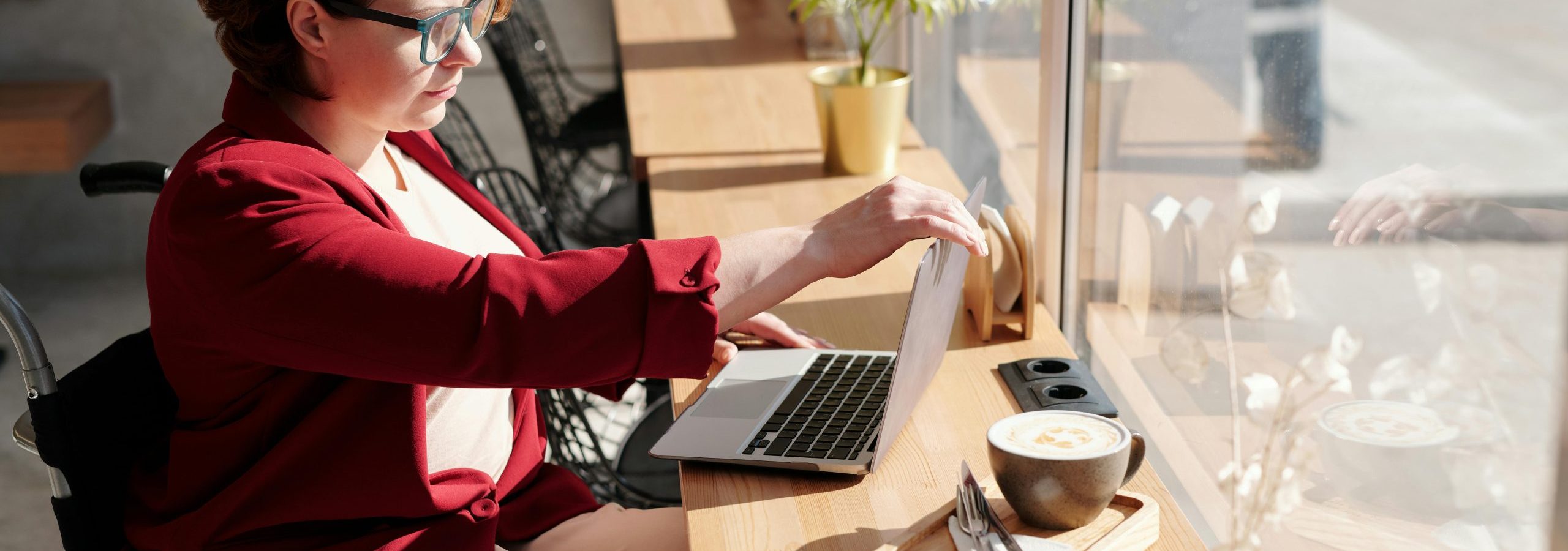 pexels-marcus-aurelius-4063619